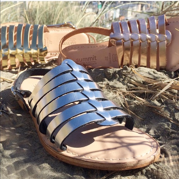 NIB Made in Italy Genuine Leather Metallic Sandals - Picture 3 of 3